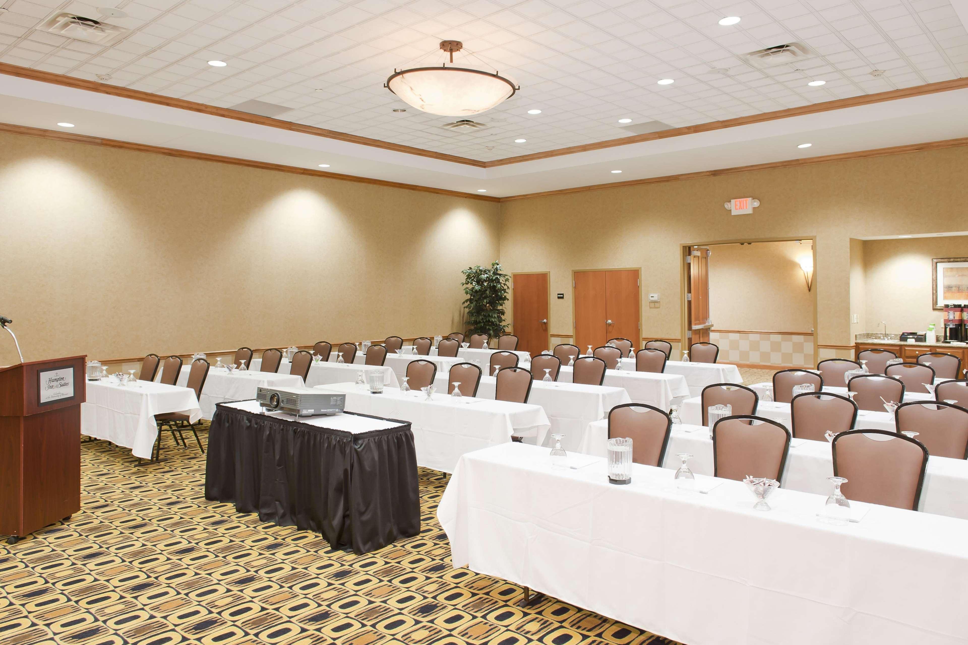 Hotel Hampton & At The University Of Missouri 3*